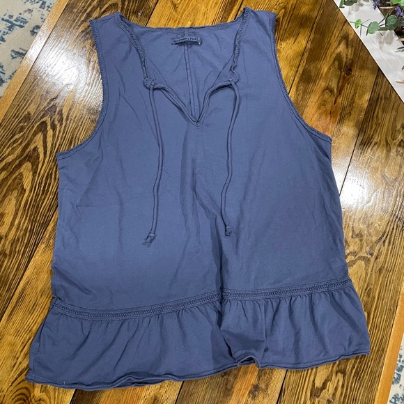 Abercrombie & Fitch tank - Picture 2 of 3